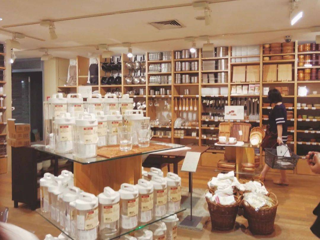 ：无印良品入局“折扣”小店凯发k8网站登录巨擘微营(图3)